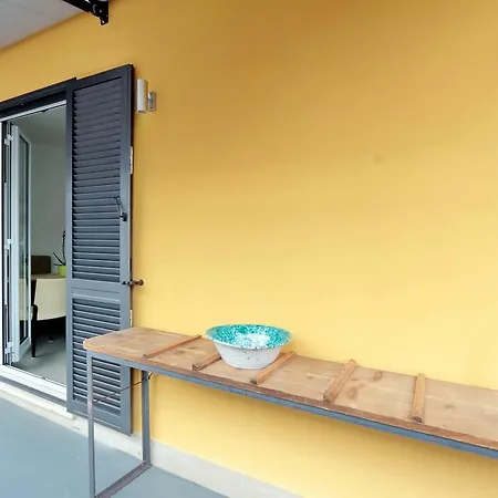 Bright Modern Flat 7 아파트